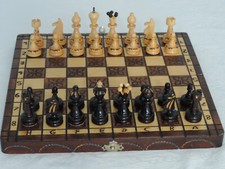 *Altes Holz Schachspiel Figuren und Brett.Handarbeit