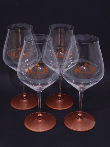 Moet chandon dry - x,