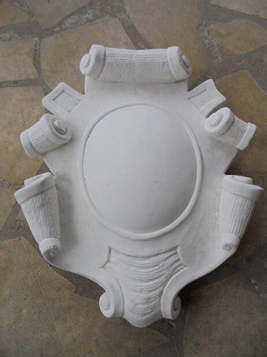 Steinfigur wappen - steinfigur,