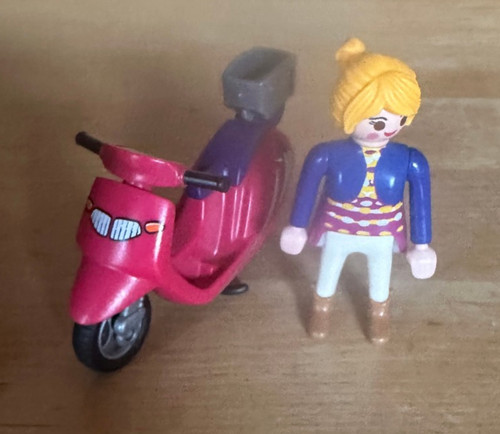 Playmobil frau mit motorroller - mit,