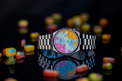Limited artist - 10,