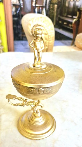 Pokal mit deckel und - pokal,