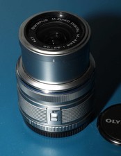 OLYMPUS 14-42 3.5-5.6 II R MSC FÜR MFT OPTISCH WIE NEU ABER DEFEKT !!!