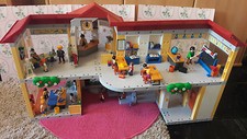 Playmobil Schule mit sehr viel Zubehör