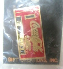 Coca cola pin - coca,