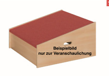 Spiel Podest "Rampe Groß" aus Buche mit Tretford-Teppich
