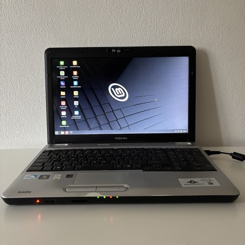Toshiba satellite laptop - satellite,,