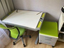 Kinder-/Jugendschreibtisch mit Passendem Stuhl. Tisch Sowie Stuhl + Kommode Top