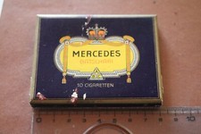 eine alte Zigarettenschachtel-