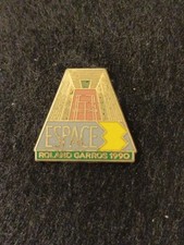 Anstecknadeln Roland Garros Peugeot Arthus Bertrand