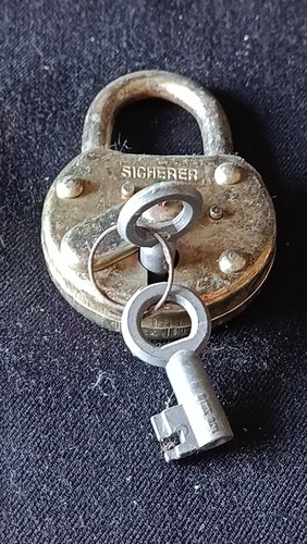 Antikes vorhängeschloss aus - antikes,