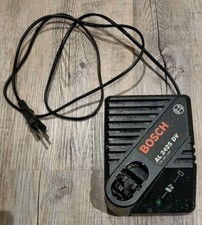 Bosch Akkuladegerät AL 2425