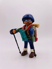 Playmobil 71889 Figuren Serie 28 Boys - Wanderer mit Stöcken und Rucksack - NEU