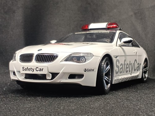 Kyosho bmw safety car - bmw, m6