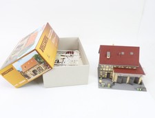 Vollmer H0 3682 Gebäude Gewerbebau Landmaschinen-Reparaturwerkstatt / gebaut OVP