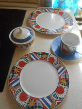 6 Kaffeetassen mit Unterteller u 6 Dessert. 6 große Essteller  von Doppio Design