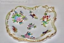 Hervorragende handbemalte