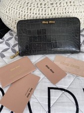 MiuMiu by Prada Damen Geldbörse Leder schwarz Sehr Gut Erhaltene