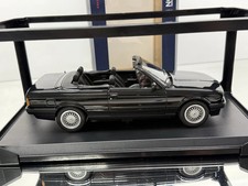 BMW E30 325i Cabrio schwarz