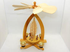 Pyramide mit Rehe 28 cm