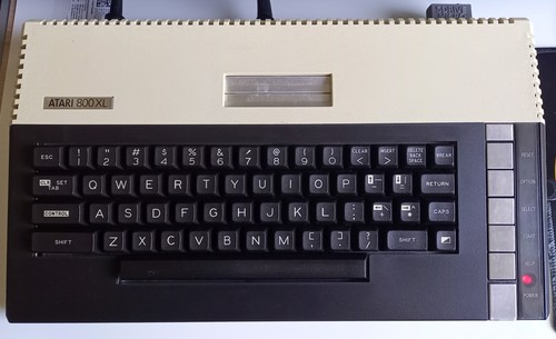 Atari 800xl mit 256kb ram - ram, +