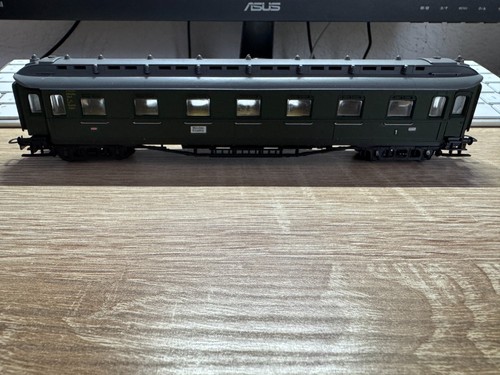 Liliput 295 schnellzugwagen - h0,