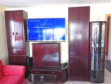 Schrankwand aus Mahagoni Holz