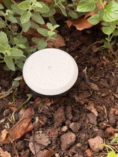 Vermessungspunkt-Versteck –