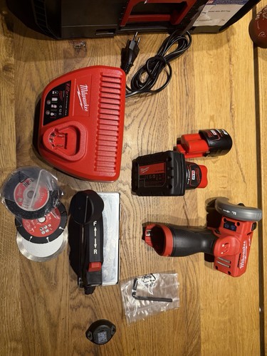 Milwaukee m12 fcot 422x - m12, fuel