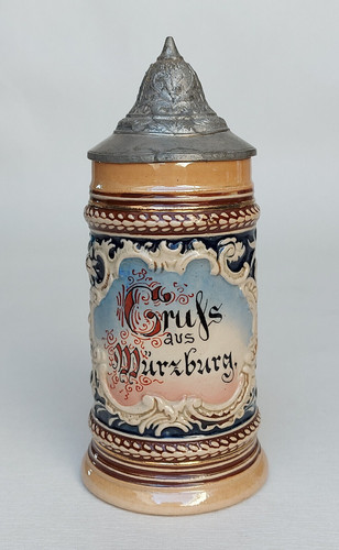 Kleiner alter bier krug - bier, gruß