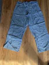 Jeans / Hose Vero Moda Größe M / 30 mit Bindegürtel und Bundfalten