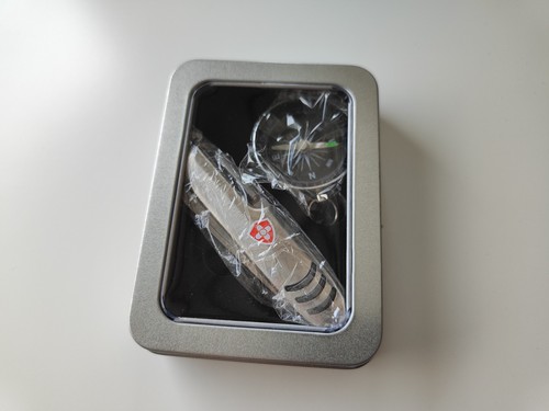 Schweizer taschenmesser mit - taschenmesser,