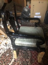  Hochwertig lackiert Stuhl mit Armlehnen aus Stabilhol..z