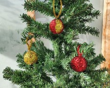 Bastelset - Drei Styropor-Kugeln mit Pailletten rot/gold - Christbaumkugeln