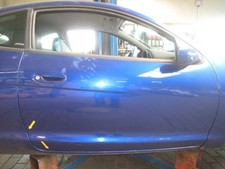 TÜR Vorne Rechts Ford Puma ECT Farbe Lugano-blau-met H0 Coupe