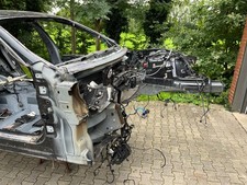 Maserati M156 Quattroporte  Rohkarroserie Karosserie Chassis Seitenteil Säule B