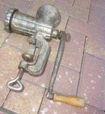 alt Fleischwolf HGB no 10