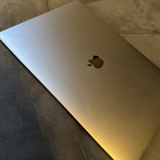 Apple MacBook Pro 15.4" 2.9GHz