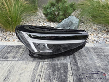 Volvo XC40 Lift Genuine Front