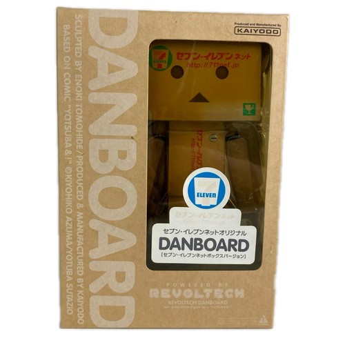Revoltech danbo seven - danbo, seven-eleven