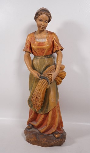 Große holz figur bäuerin - bäuerin, mit