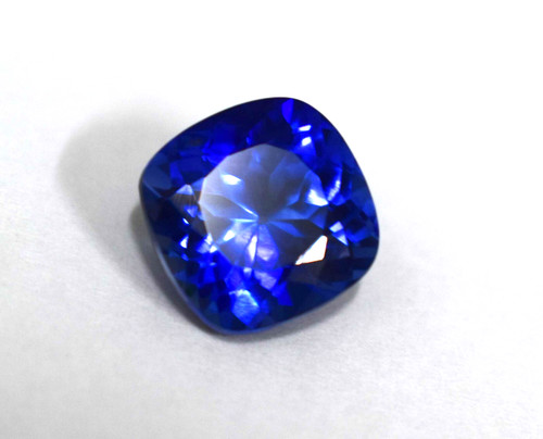 Kurzer saphir kissenschliff - kurzer,