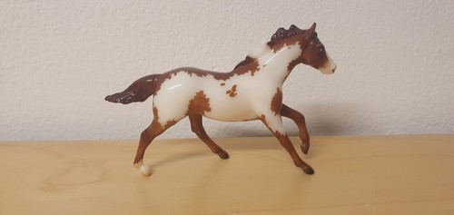 Breyer stablemates club - stablemates,