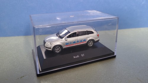 Audi q7 sondermodell - 1:87,