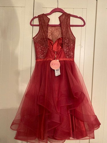 Abschlusskleid rot neu vm - /,