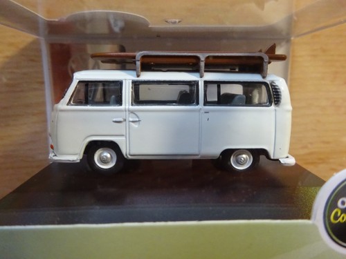 Bus mit surfbrett - bus,