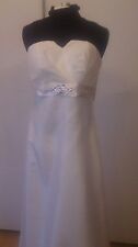 Schönes  Brautkleid  neu gr