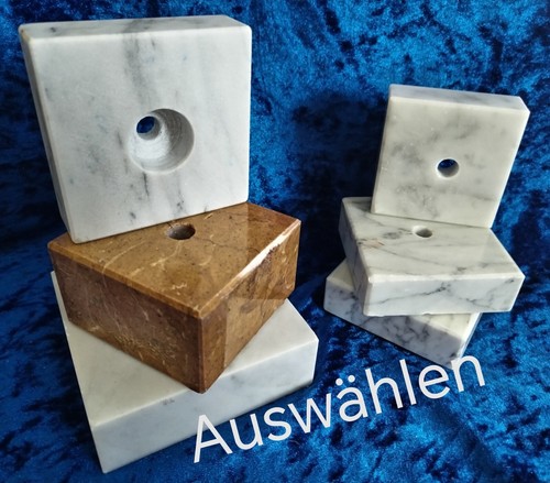 Marmor sockel von - von, ehemalige