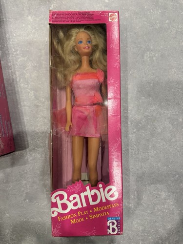 Barbie fashion play 5766 - fashion,