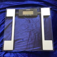 KORONA Personenwaage  180kg Sicherheitsglas Digital Glaswaage